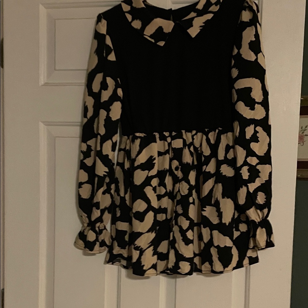 Black and Cream Patterned Blouse